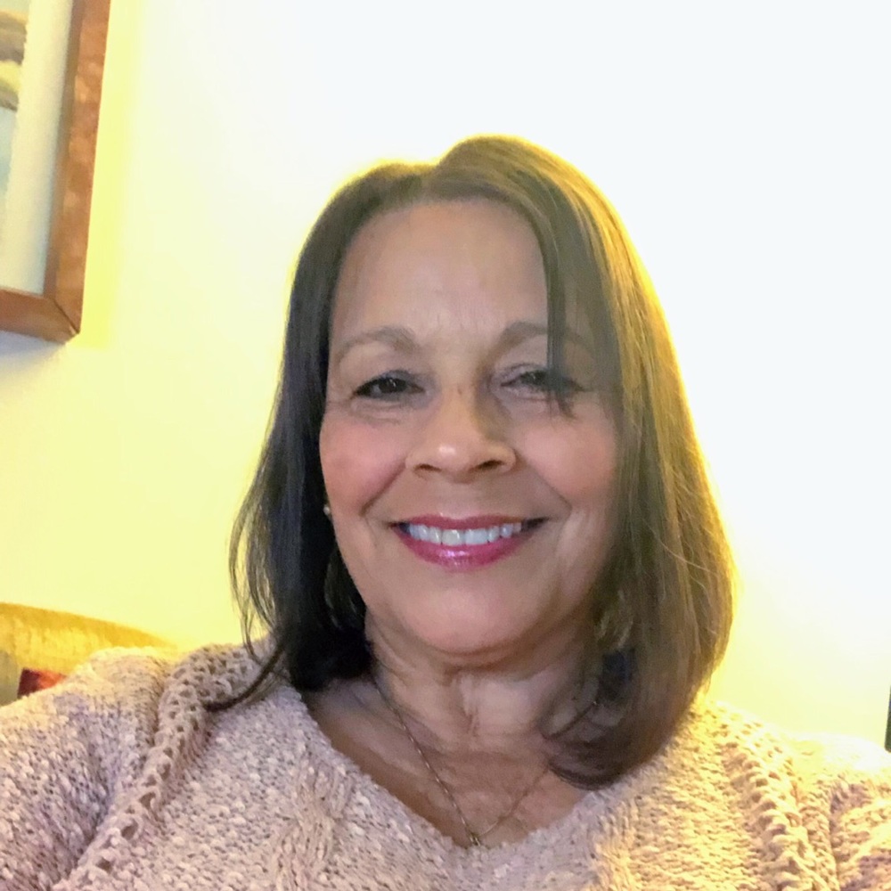 Meet your Posher, Miriam